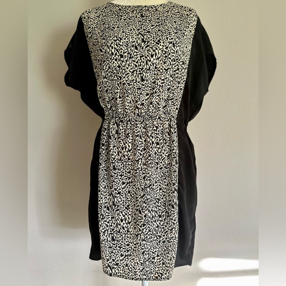 Bar III Dresses & Skirts - Bar 111 Juniors Dress